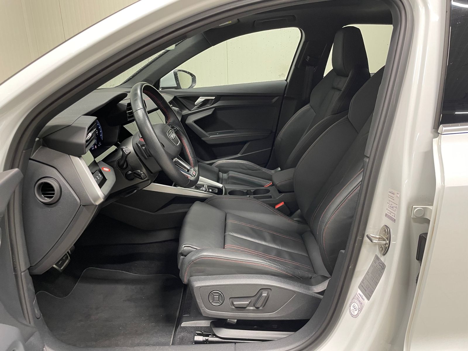 Audi A3 Sportback S-line 35 1.5 TFSI LED PANO RFK ACC