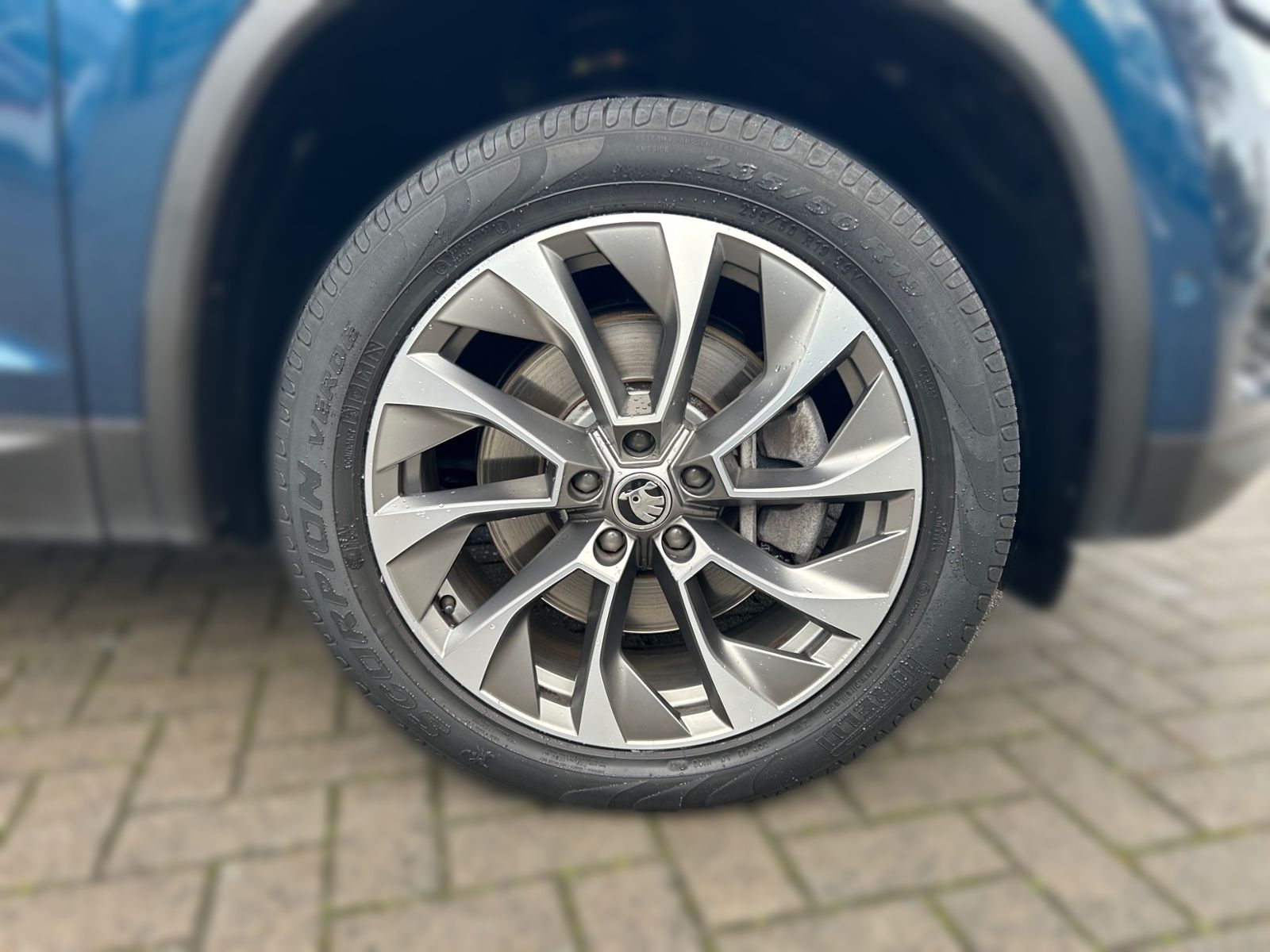 Skoda Kodiaq 2.0 TDI DSG 4x4 CLEVER *AHK *LED *360° *A