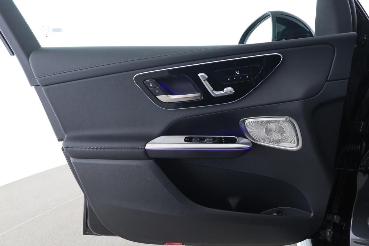Mercedes-Benz GLC 220 d 4M AMG Digital Light Night Burmester
