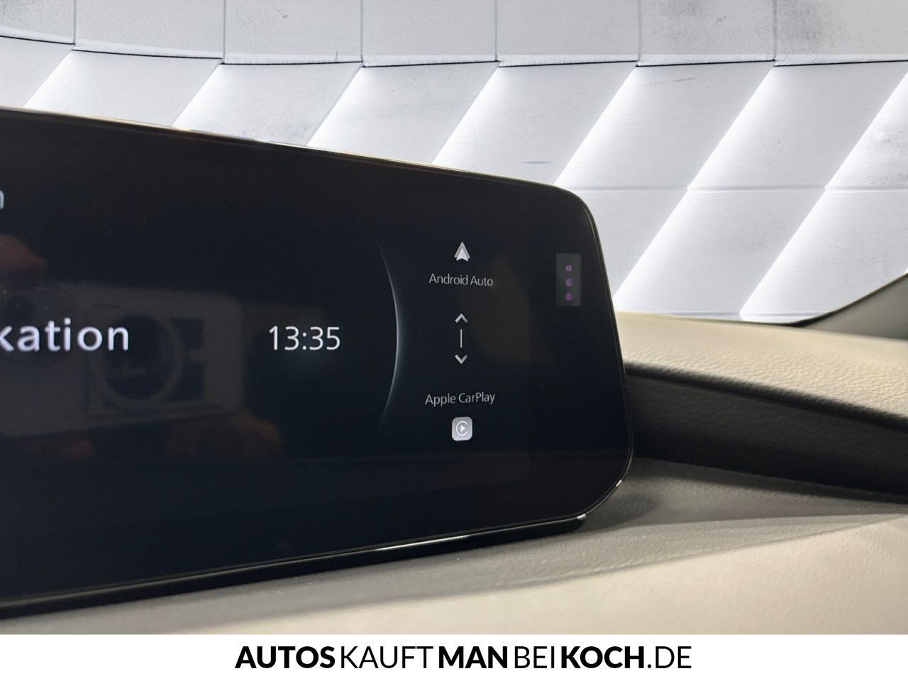 Mazda 3 2.0L SKY- X 186ps 6AT 2025 Exclusive-line DESI