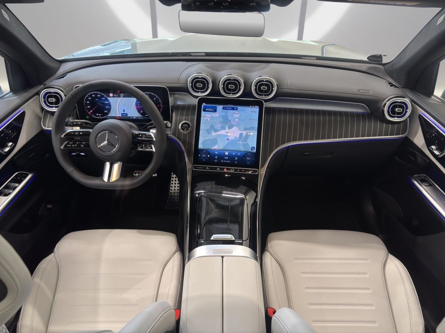 Mercedes-Benz GLC 220 d 4M EDITION AMG LINE AHK+PANO+DIST+360°