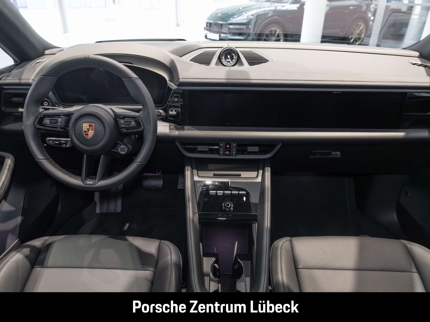 Porsche Macan - Samsaru's Car Outlet