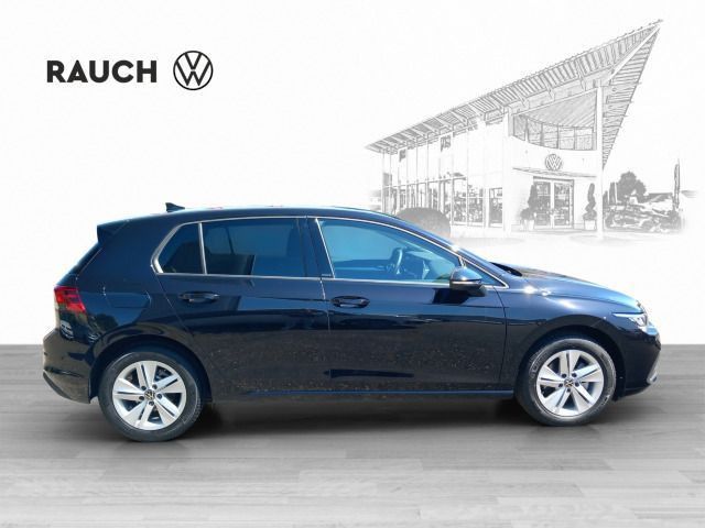 Volkswagen Golf VIII Life 1.5 e TSI - Samsaru's Car Outlet