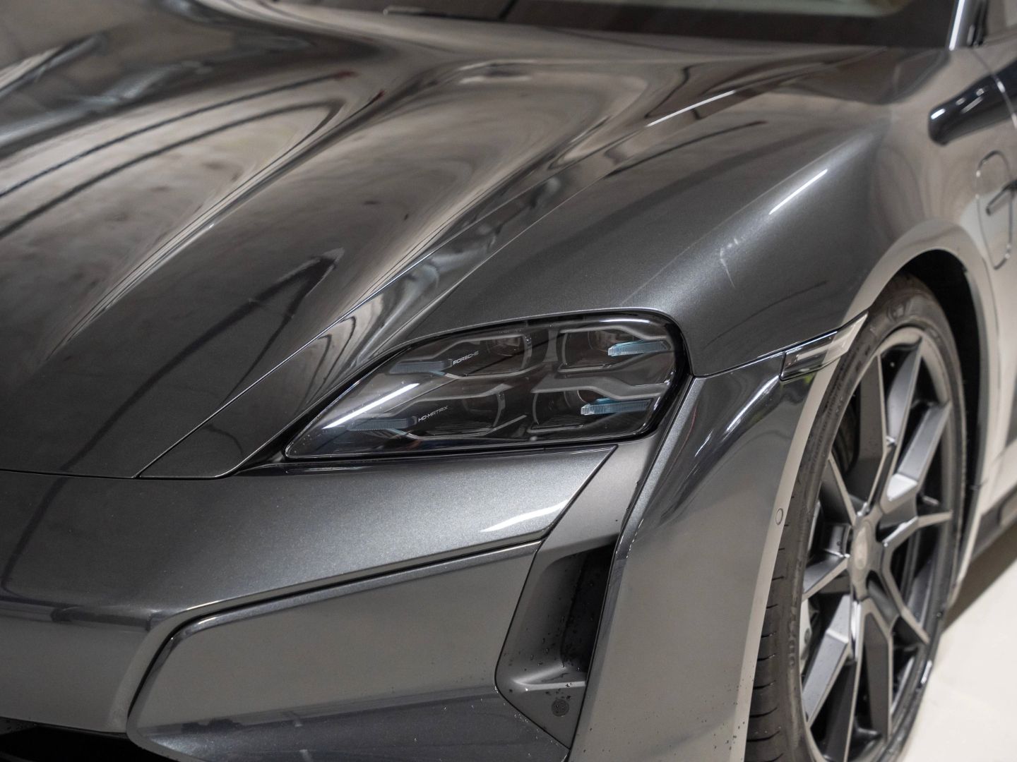 Porsche Taycan Turbo Burmester InnoDrive Massage HD-Matr