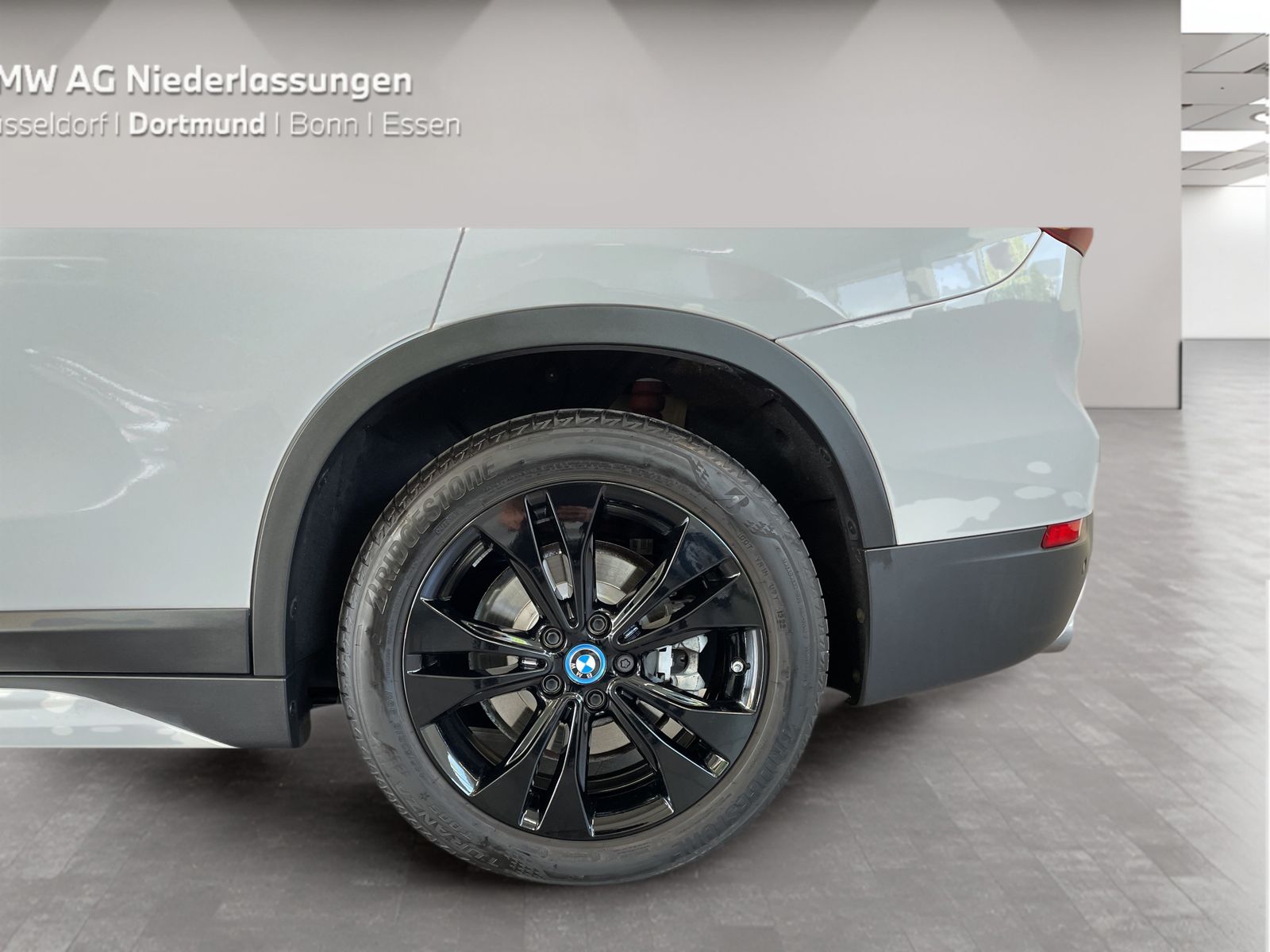 BMW X1 xDrive25e Sport Line - Samsaru's Car Outlet
