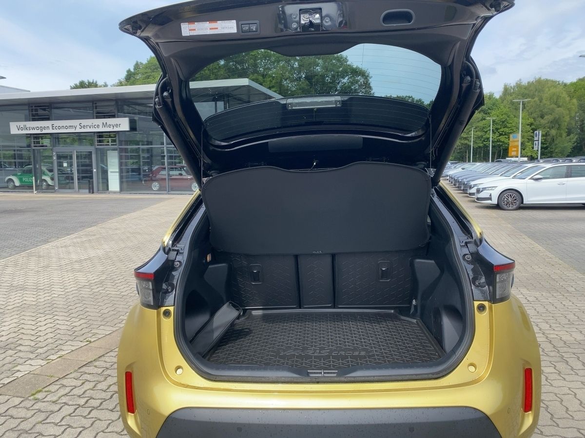 Toyota Yaris Cross 1.5 Hybrid Aventure*AHK*GJR*SHZ*KAME