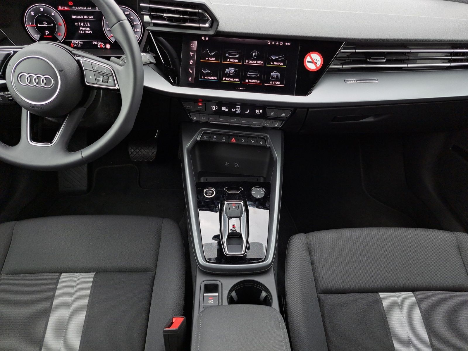 Audi A3 Sportback advanced 35 TDI - Samsaru's Car Outlet