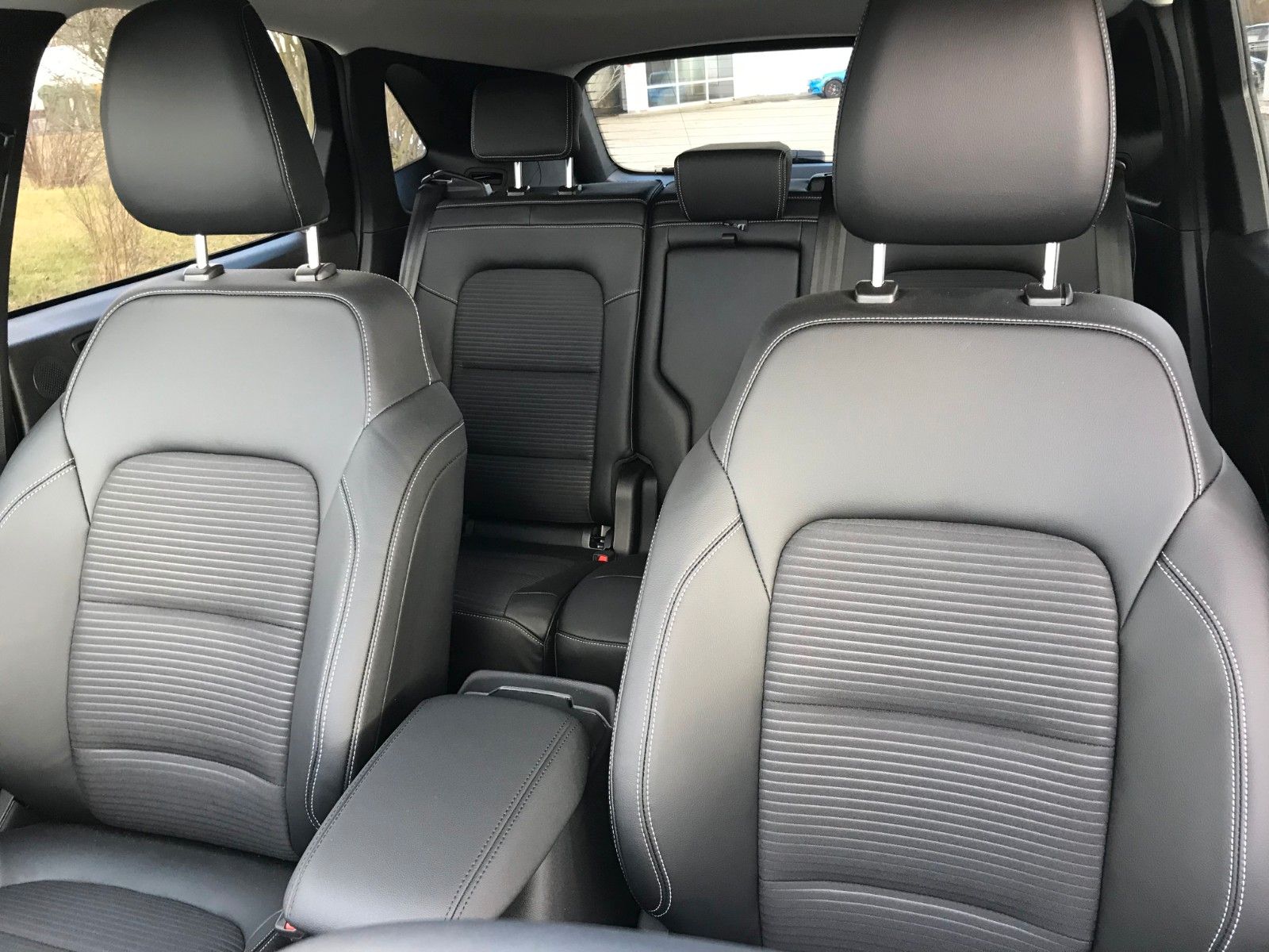 Ford Kuga Titanium X 2.5 PHEV - Samsaru's Car Outlet