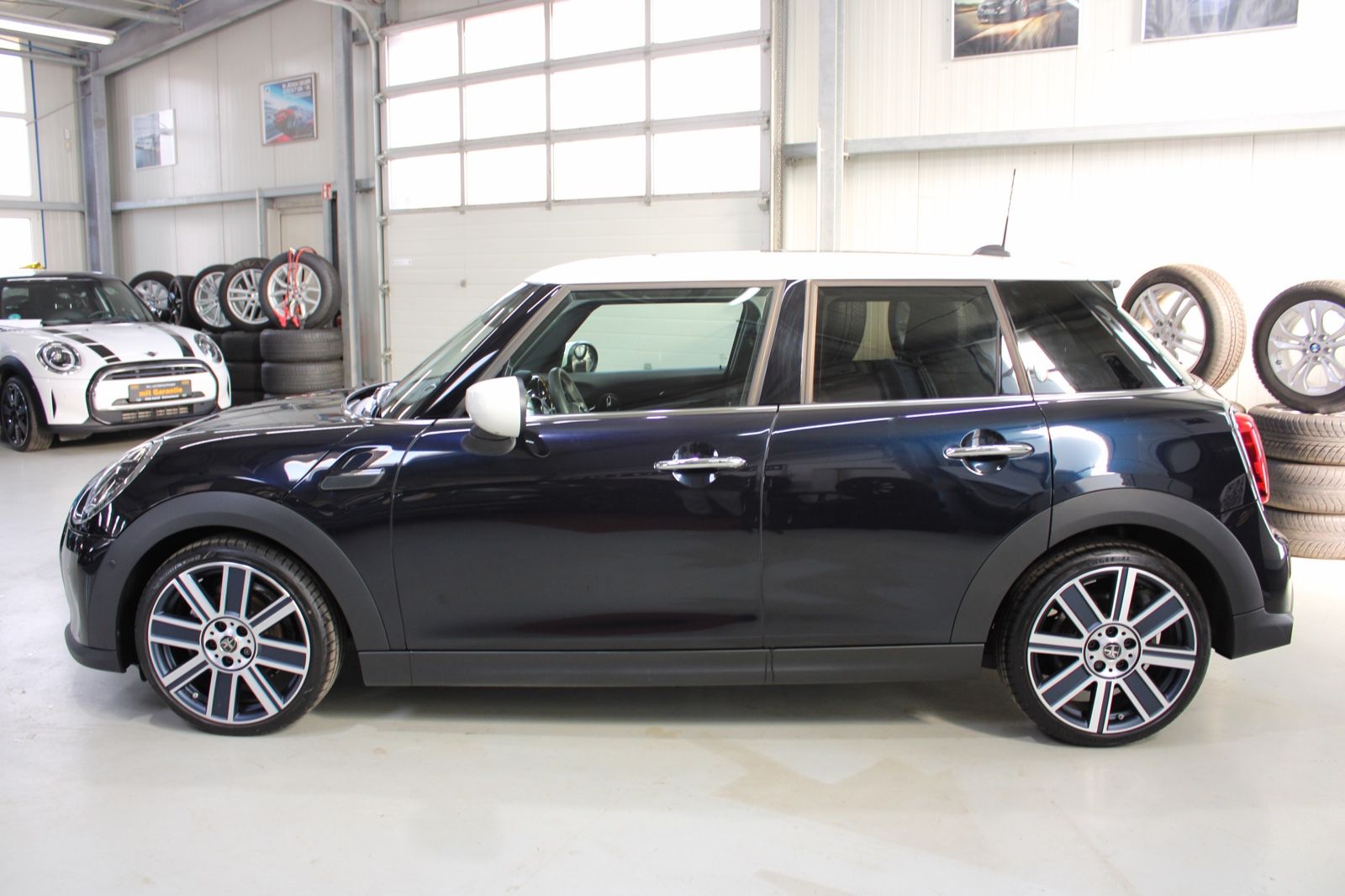 MINI Cooper Yours - Samsaru's Car Outlet