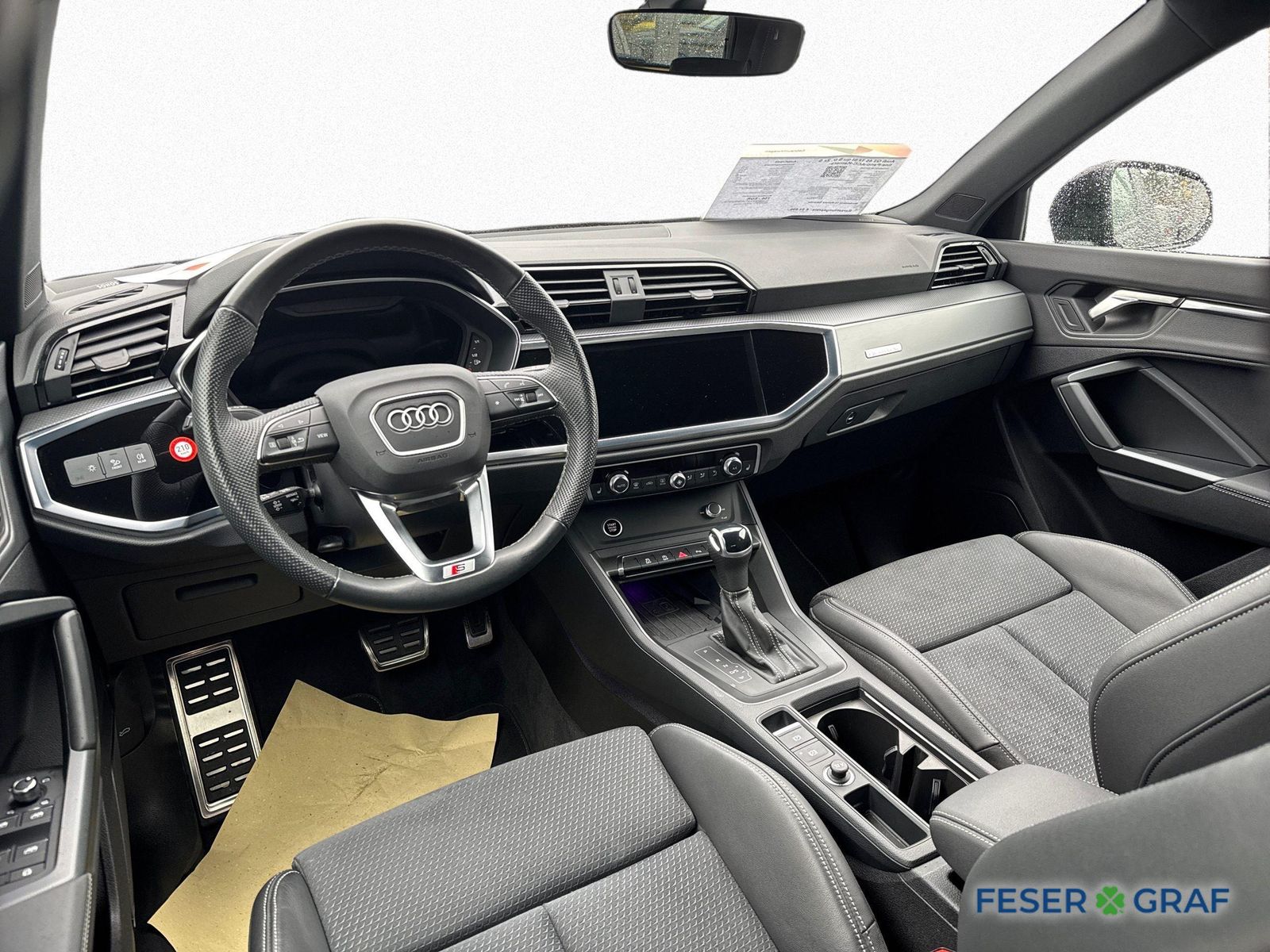 Audi Q3 45 TFSI quattro S line - Samsaru's Car Outlet