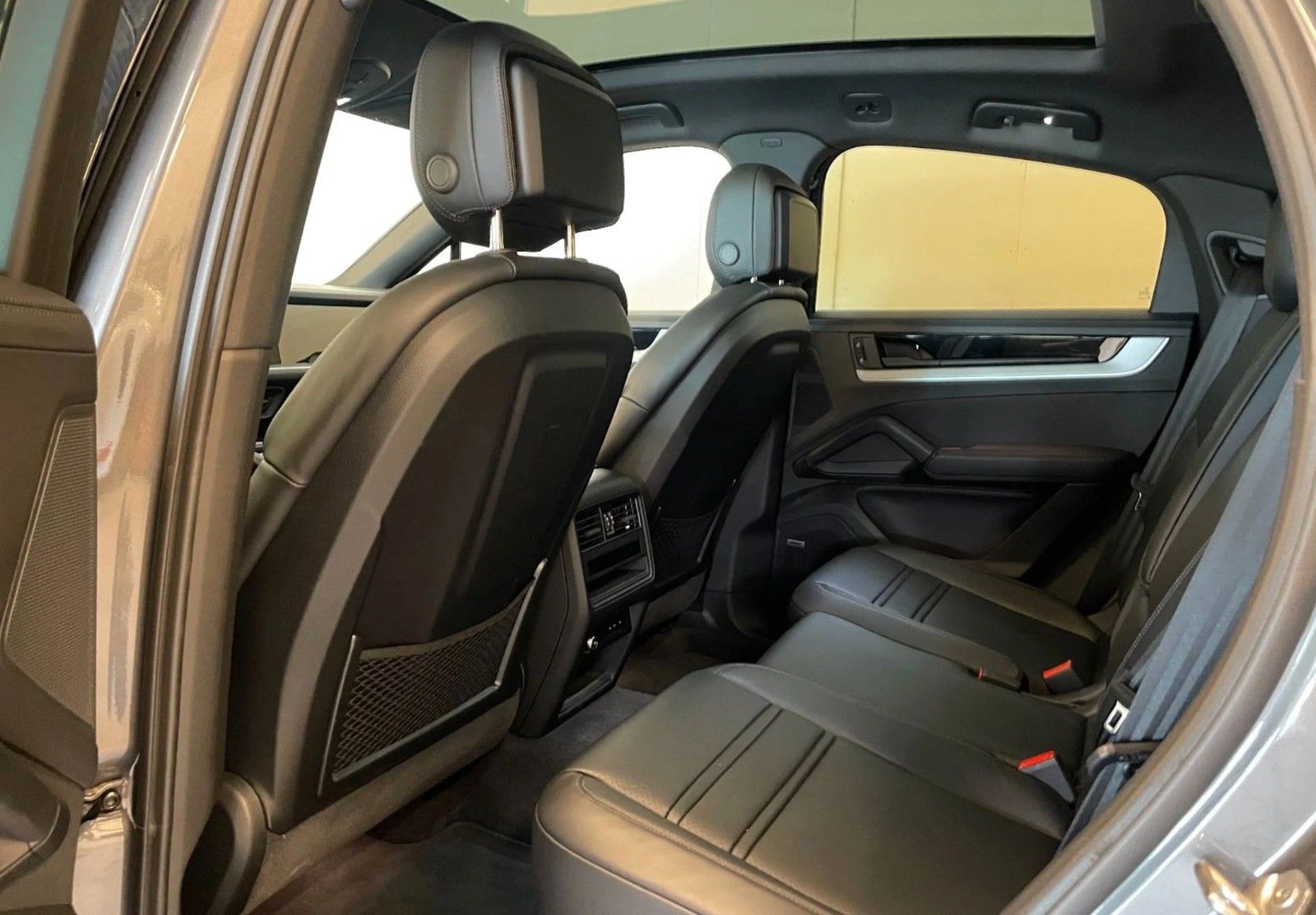 Porsche Cayenne Coupe E-Hybrid