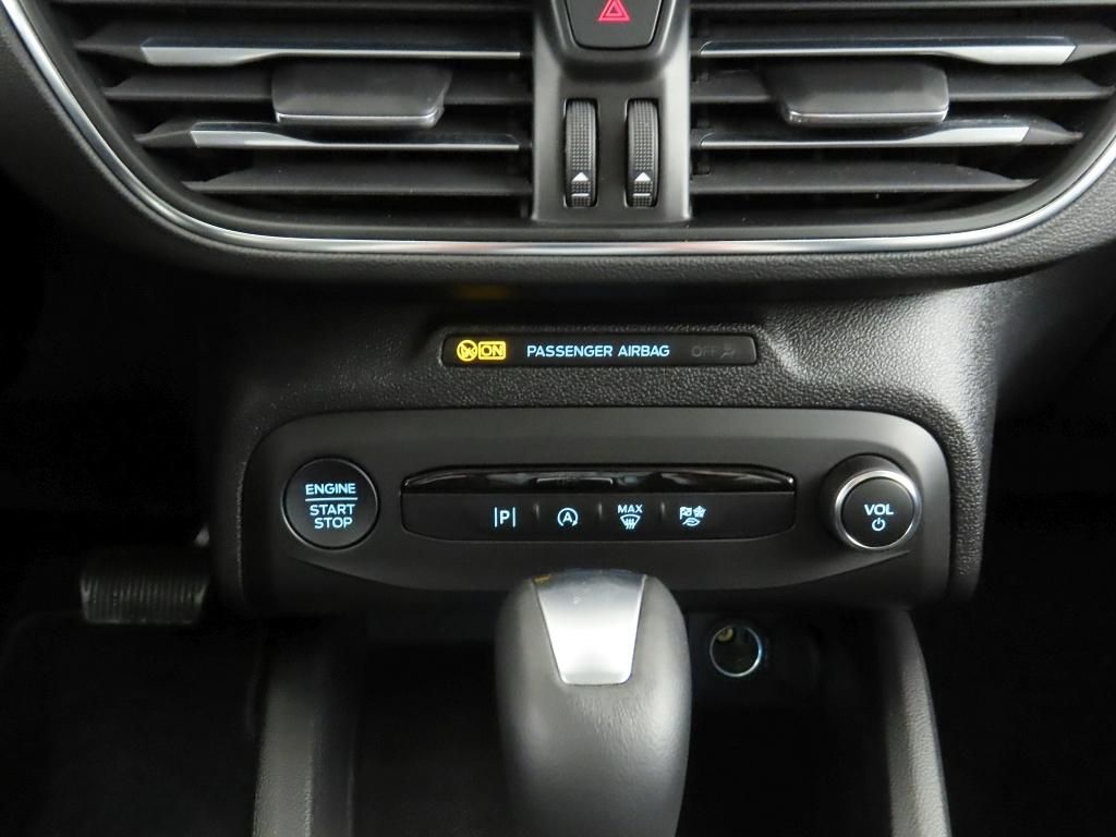 Ford Focus 1.0 M-Hybrid Aut Titanium iACC+LED+Kam+SHZ