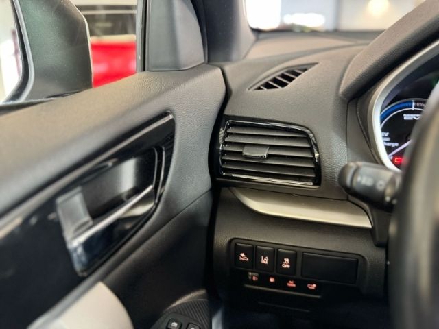 Mitsubishi Eclipse Cross Plus Select Black Hybrid 4WD 2.4 M