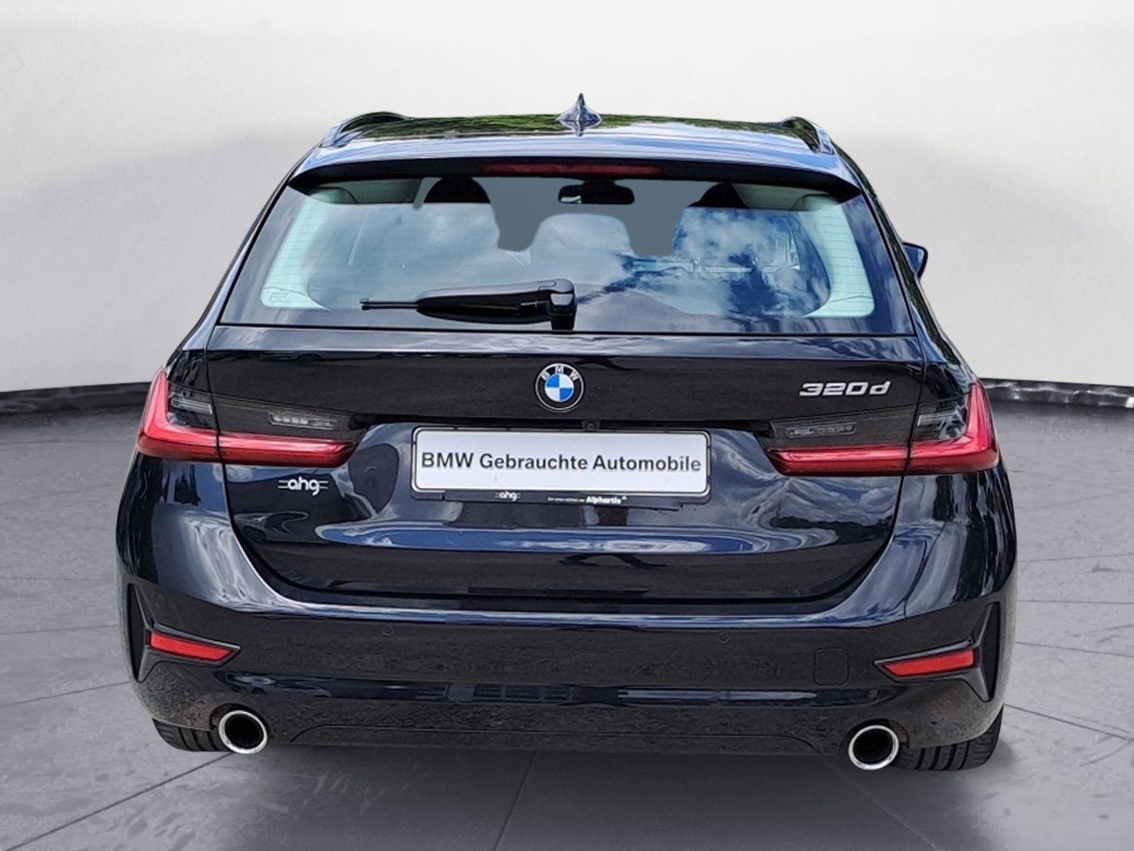 BMW 320d Touring Sport Line - Samsaru's Car Outlet