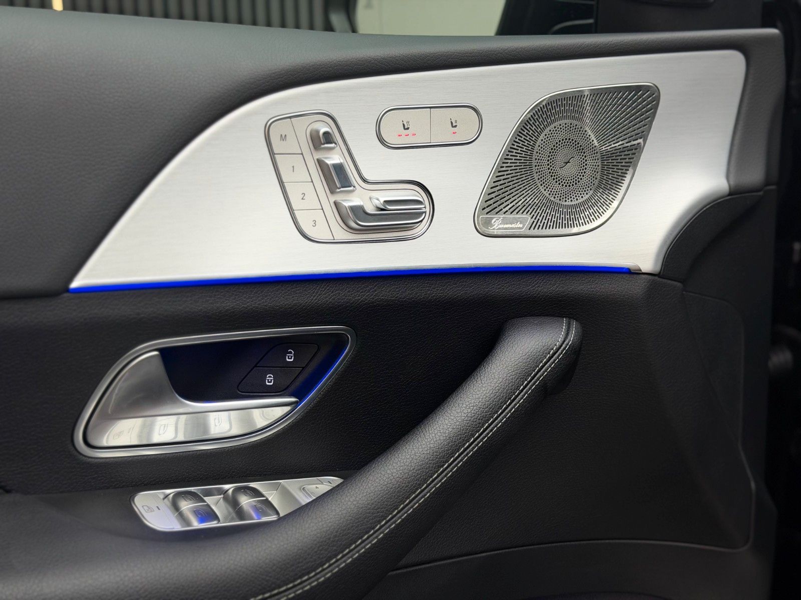 Mercedes-Benz GLE 300 d COUPE 4M AMG PANO BURM NIGHT 360° 22"