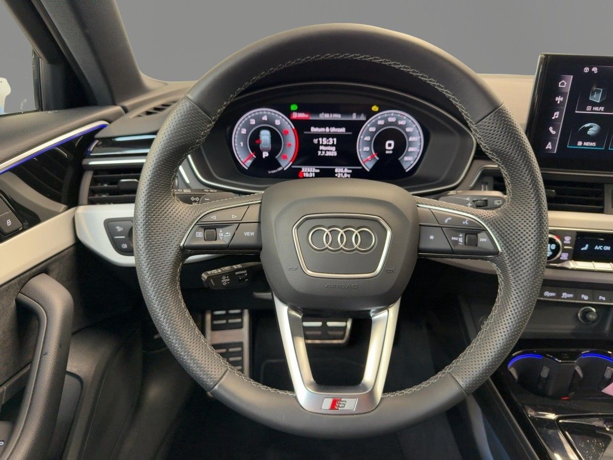 Audi A4 Avant 35 TFSI S line - Samsaru's Car Outlet