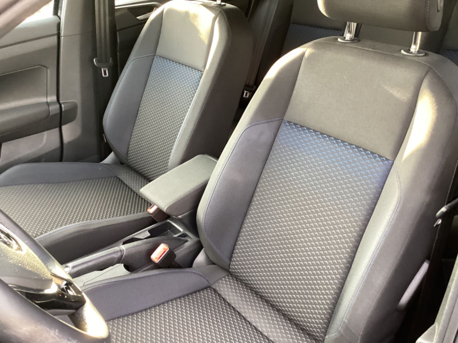 Volkswagen Polo VI United - Samsaru's Car Outlet