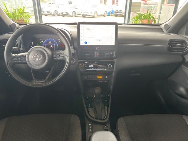 Toyota Yaris Cross Hybrid 130 1.5 VVT-i Black&White