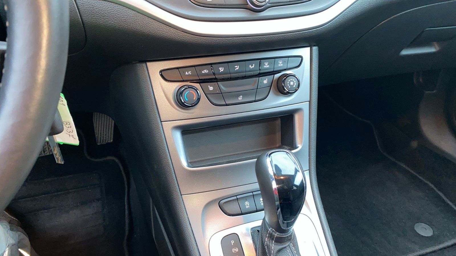 Opel Astra K Sports Tourer Business - Samsaru's Car Outlet