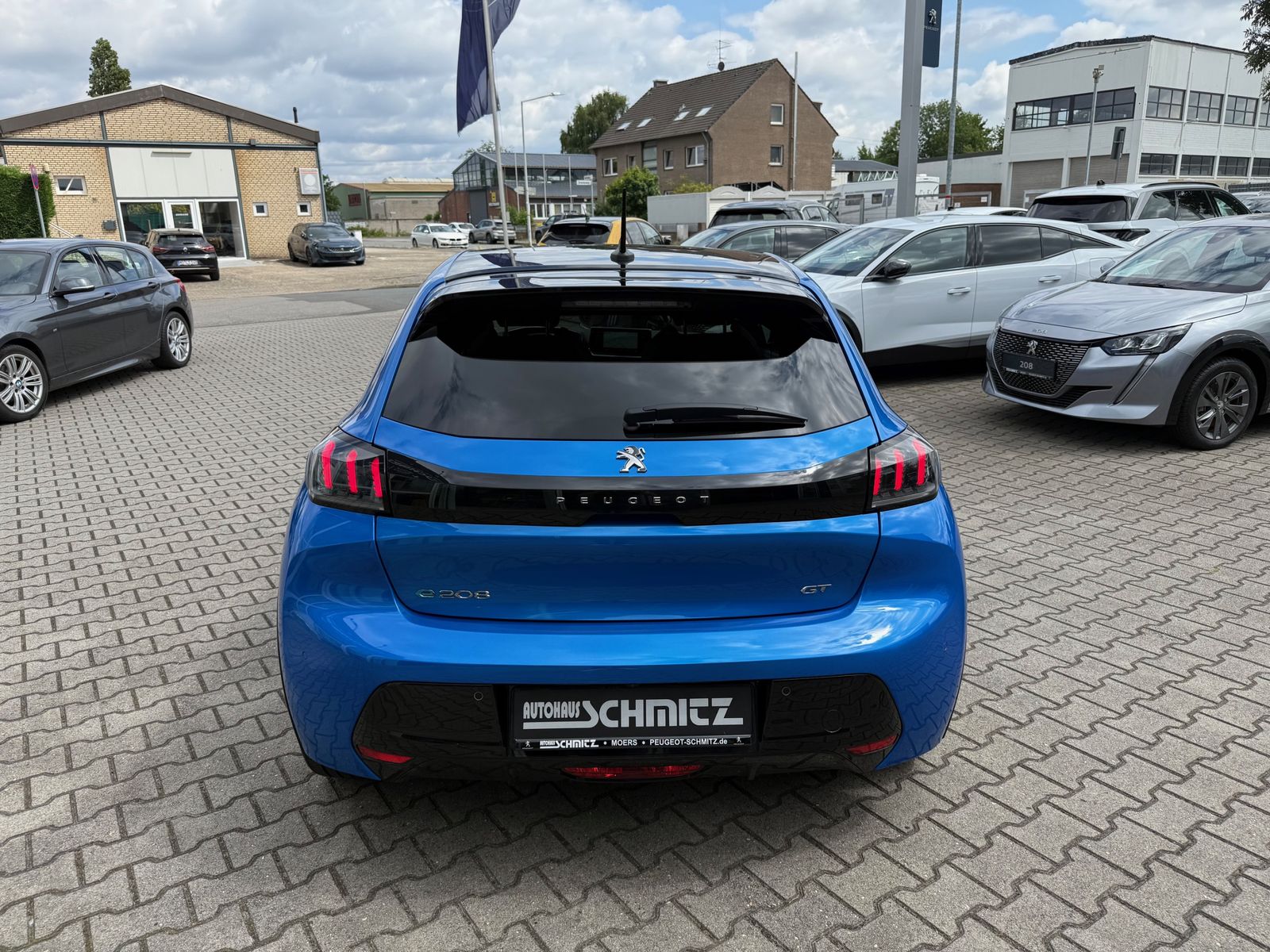 Peugeot 208 e- GT - Samsaru's Car Outlet