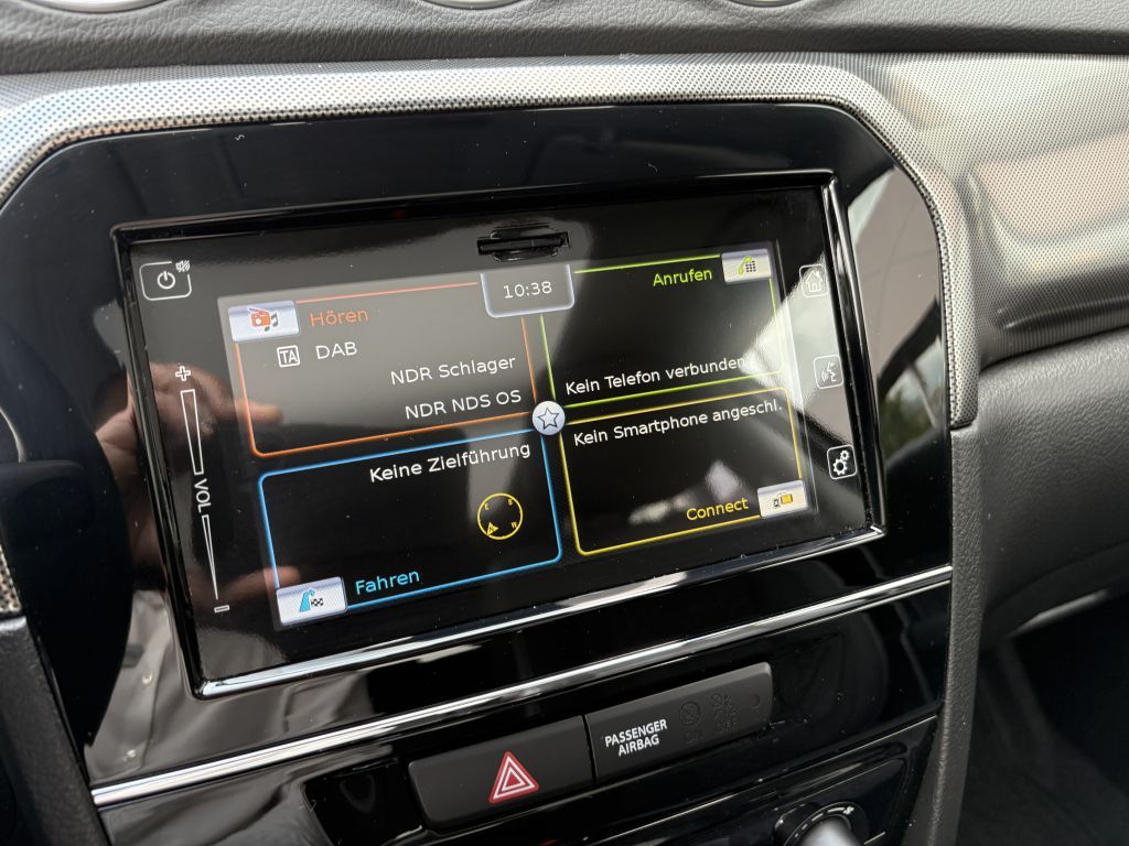 Suzuki Vitara Hybrid Allgrip Comfort+ - Samsaru's Car Outlet