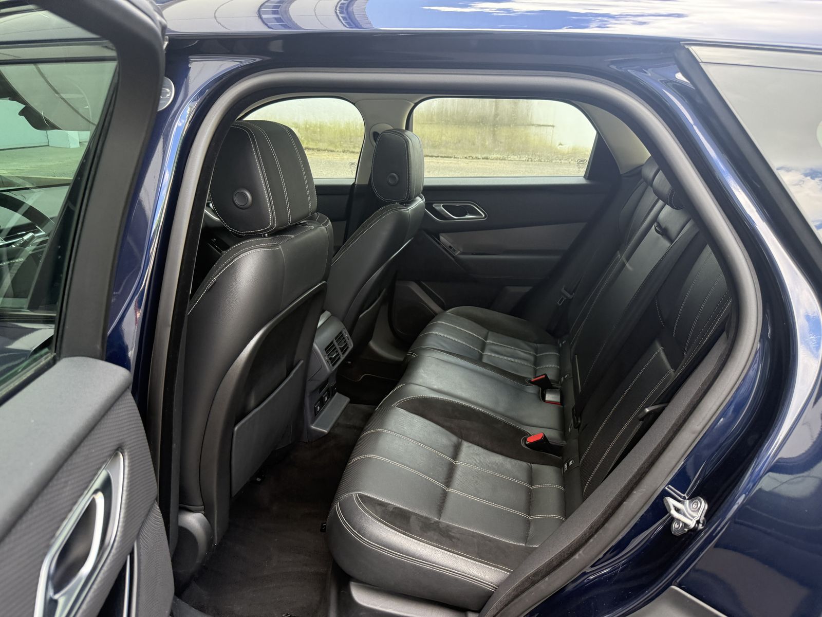 Range Rover Velar P400 - Samsaru's Car Outlet