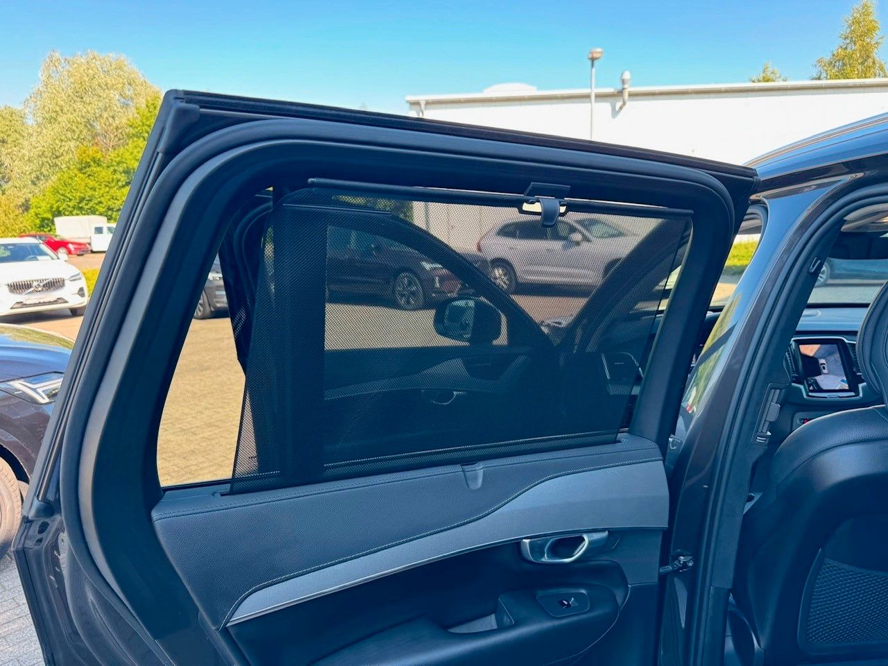Volvo XC90 B5 D AWD ULTIMATE BRIGHT-360-AHK-Pano-Sthzg