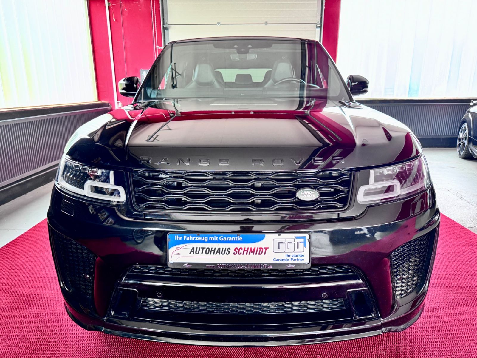 Range Rover Sport SVR - Samsaru's Car Outlet