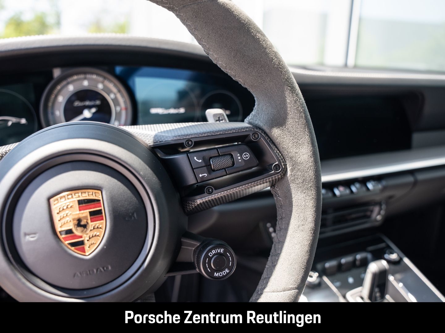 Porsche 992 911 Turbo S Burmester InnoDrive HA-Lenkung
