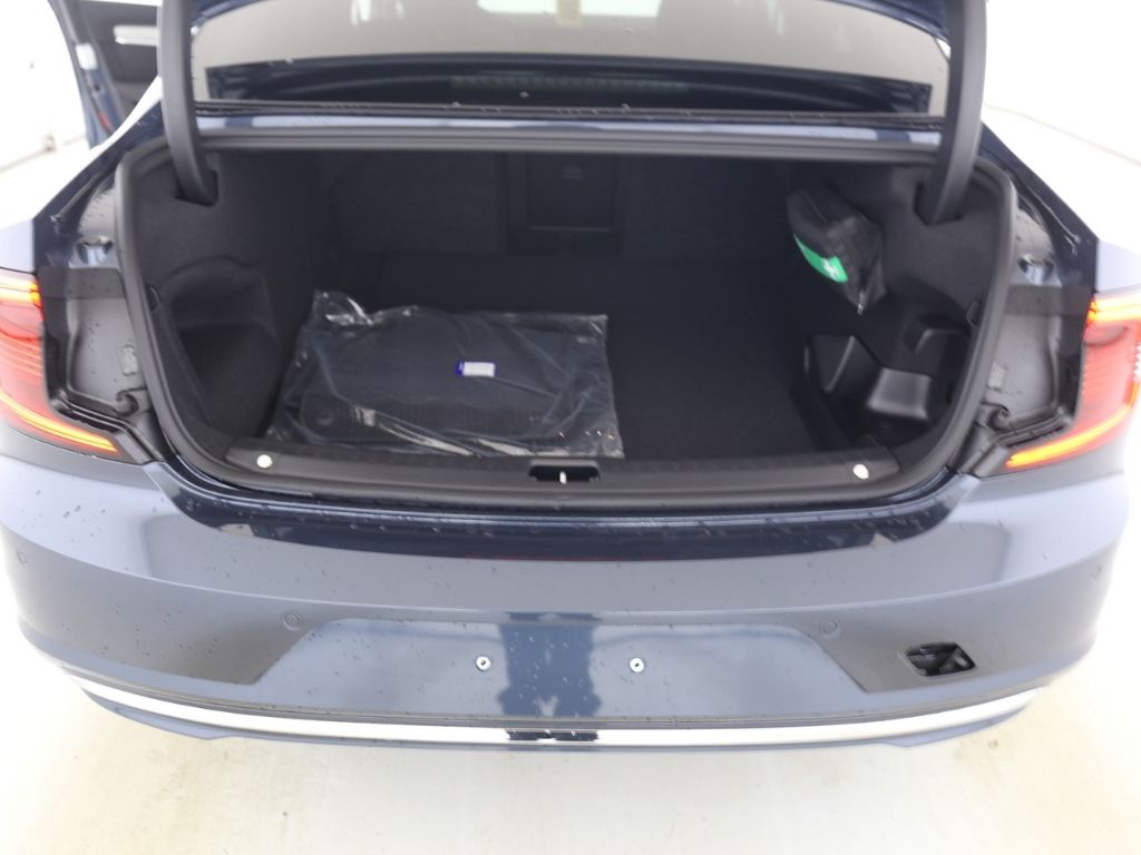 Volvo S90 Core Recharge Plug-In Hybrid AWD StandHZG Di
