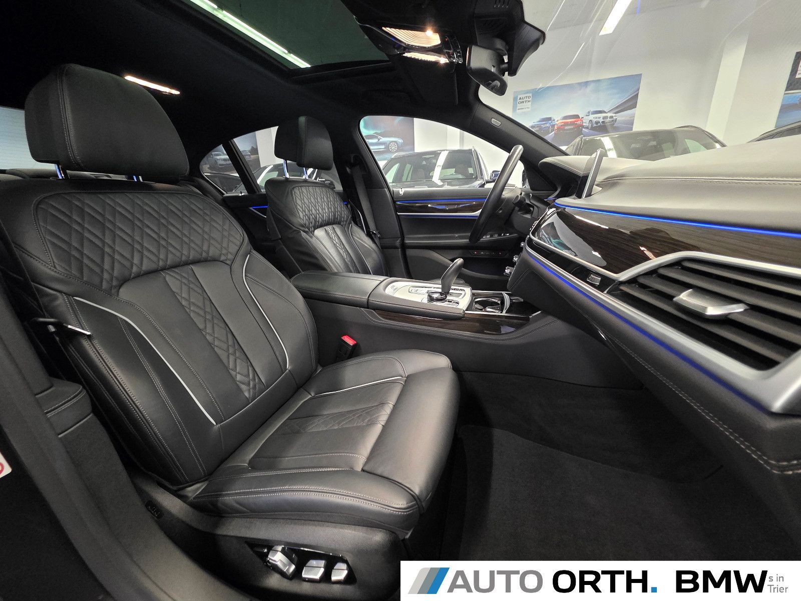 BMW 750i xDrive NAPPA ST-HZ MASSAGE GLAS-SD ACC 360°