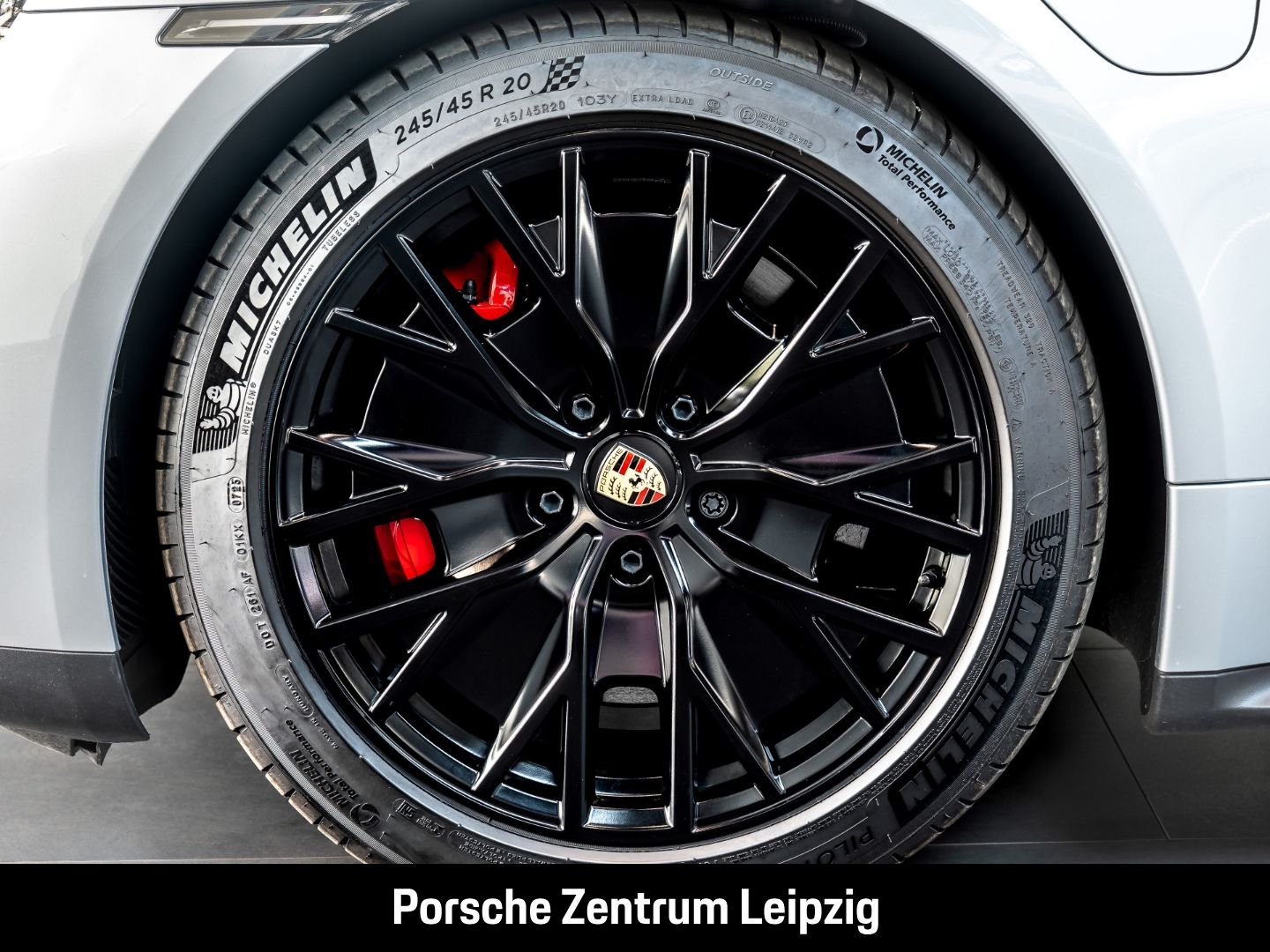 Porsche Taycan GTS Sport Turismo BOSE Surround-View LED