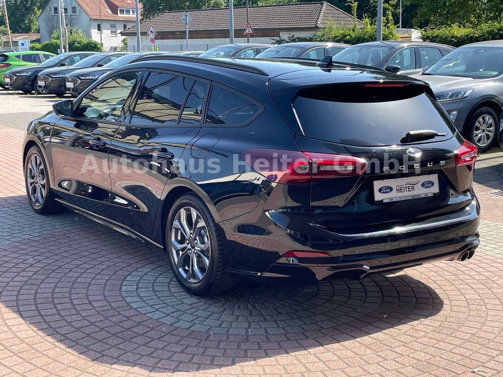 Ford Focus 1.5 EB Aut.ST-Line X / ACC+Matrix+e.Klappe