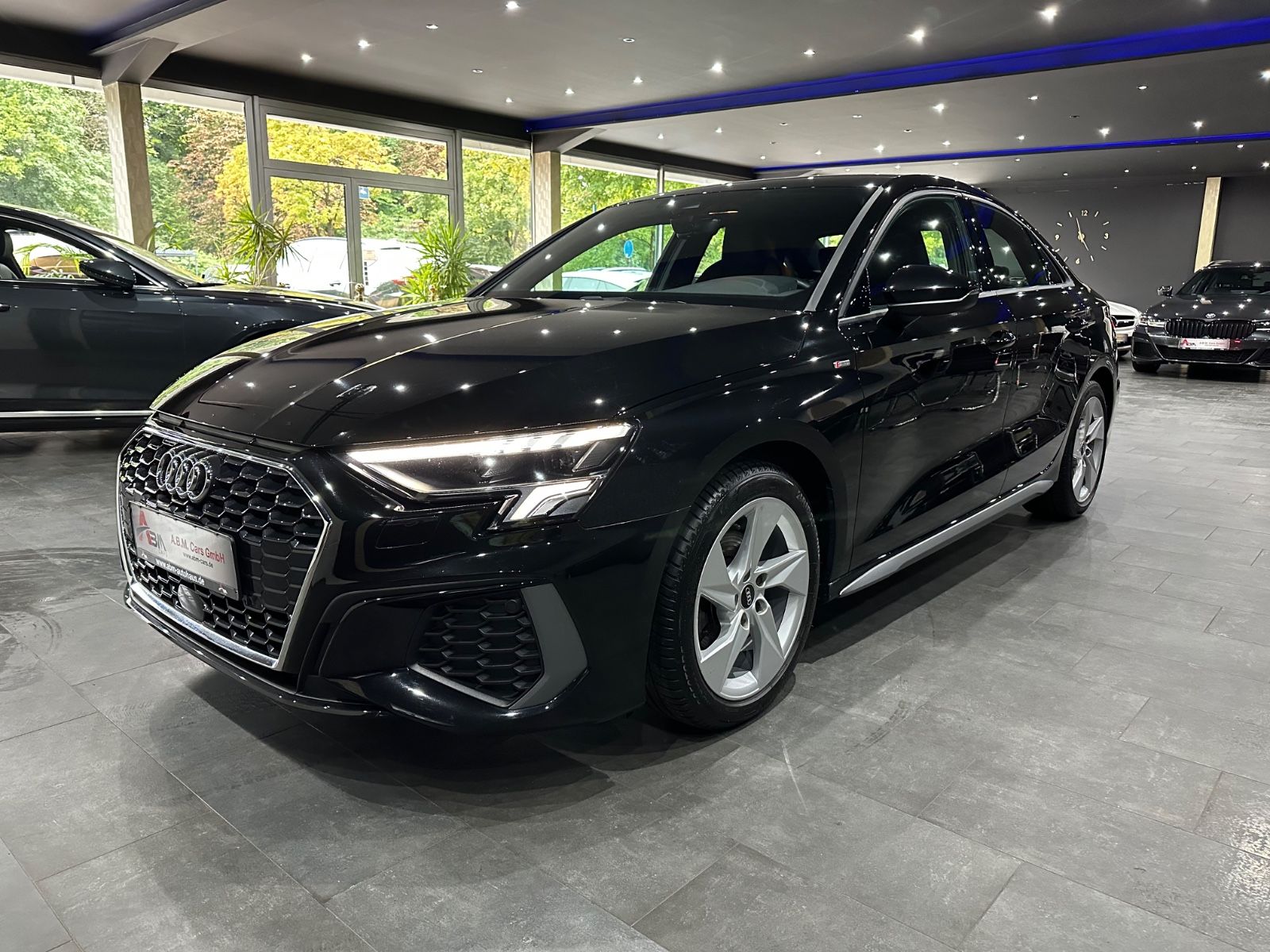 Audi A3 Limousine 35 TDI S line /1.HAND / ACC /8xFach