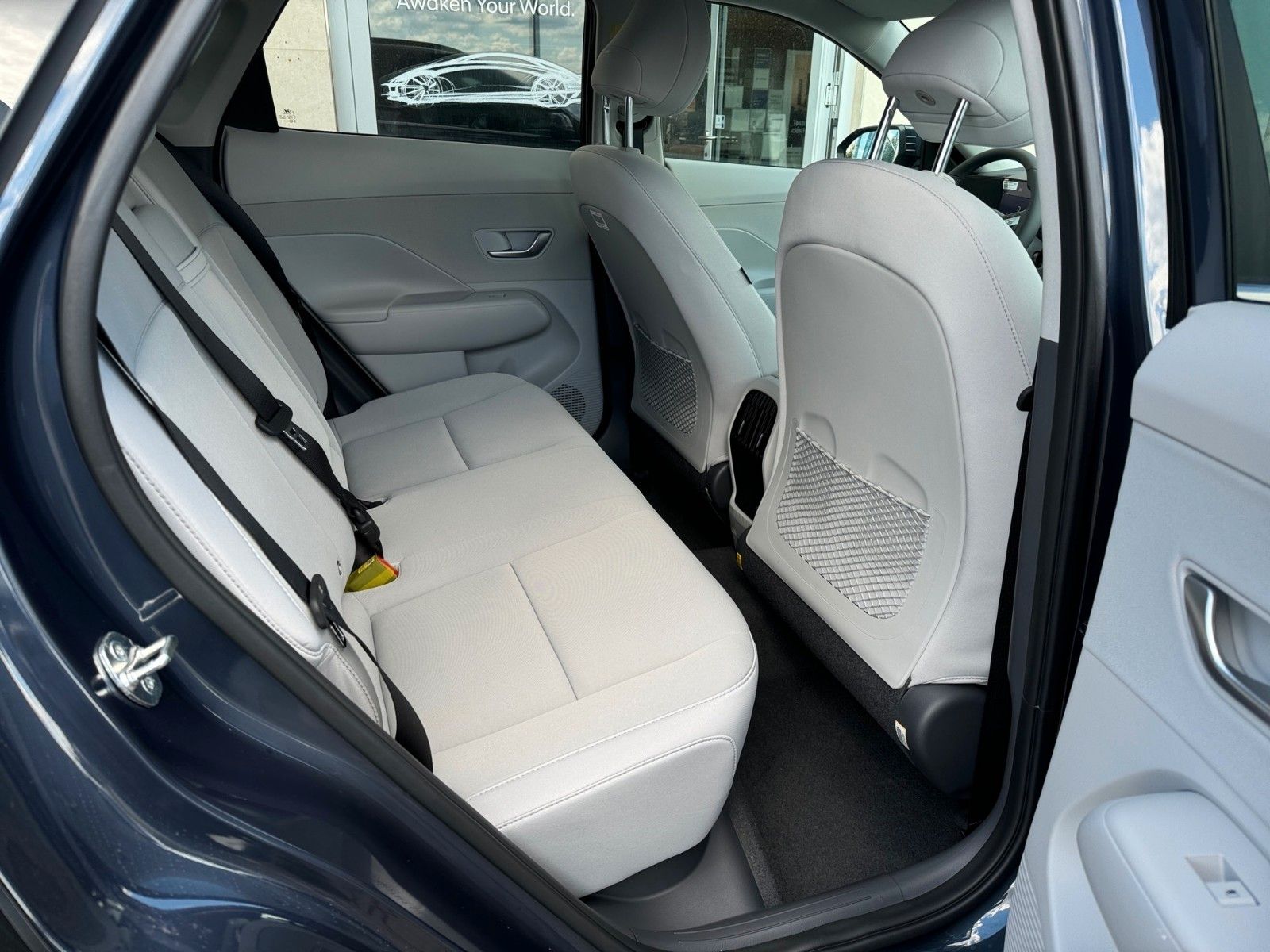 Hyundai Kona Trend 2WD - Samsaru's Car Outlet