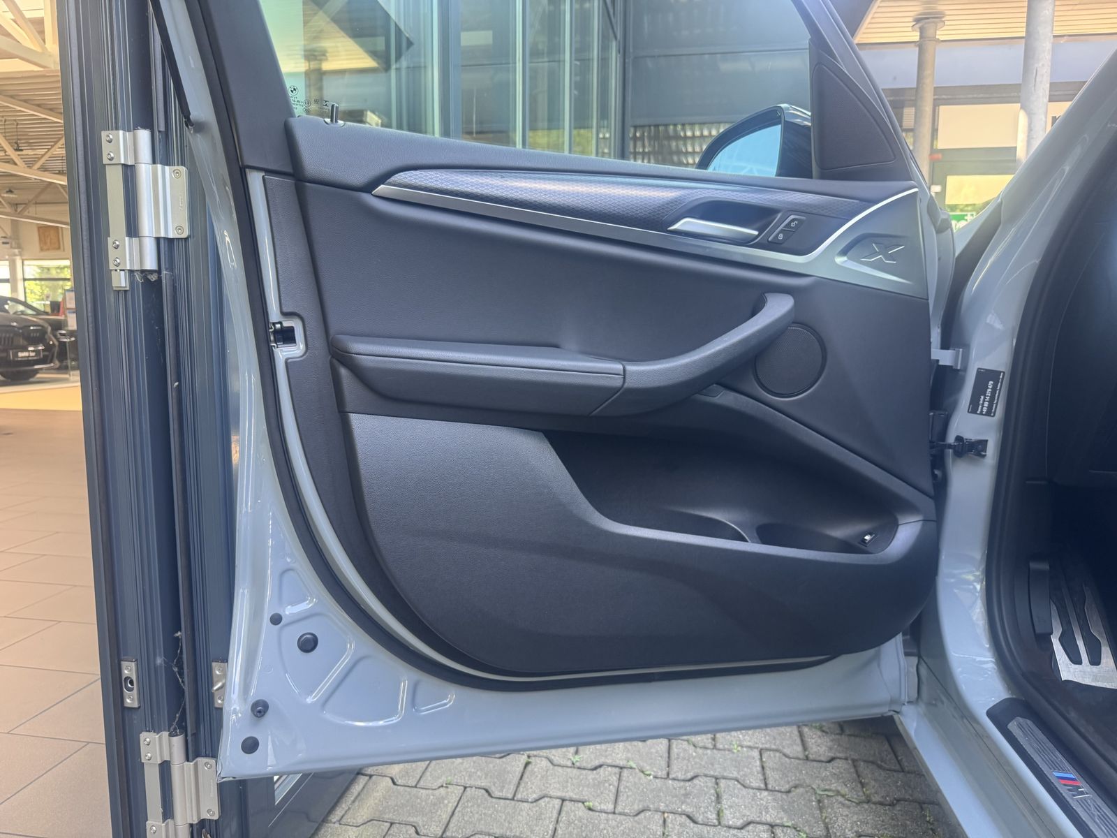 BMW X3 xDrive30e M Sport - Samsaru's Car Outlet