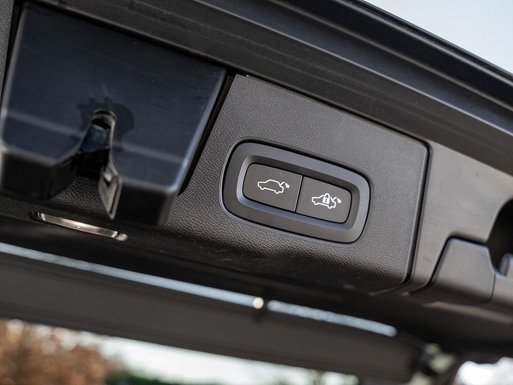 Volvo XC60 T8 AWD Ultimate Bright