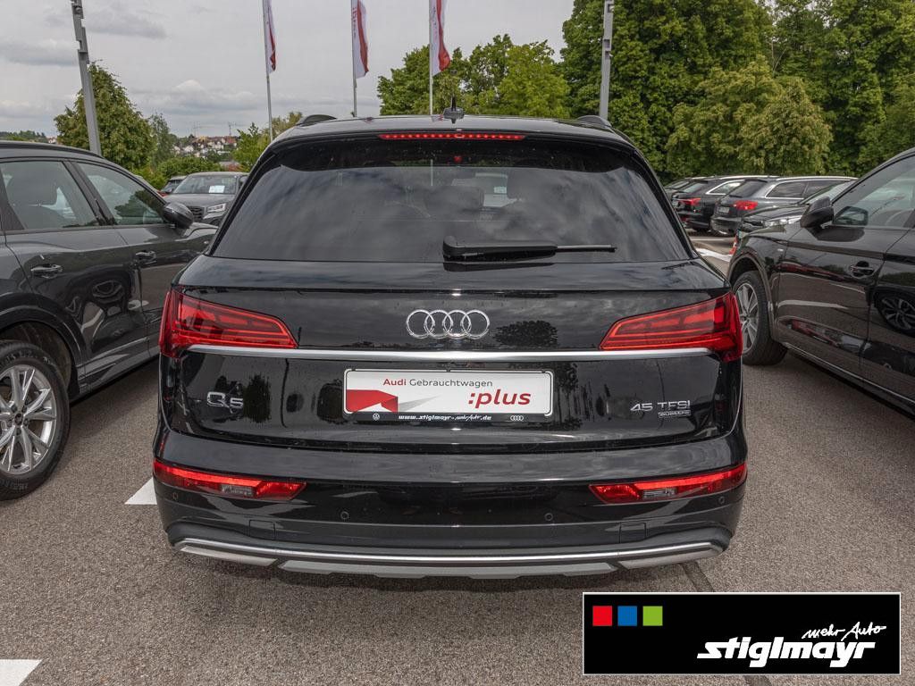 Audi Q5 advanced 45TFSI quattro - Samsaru's Car Outlet