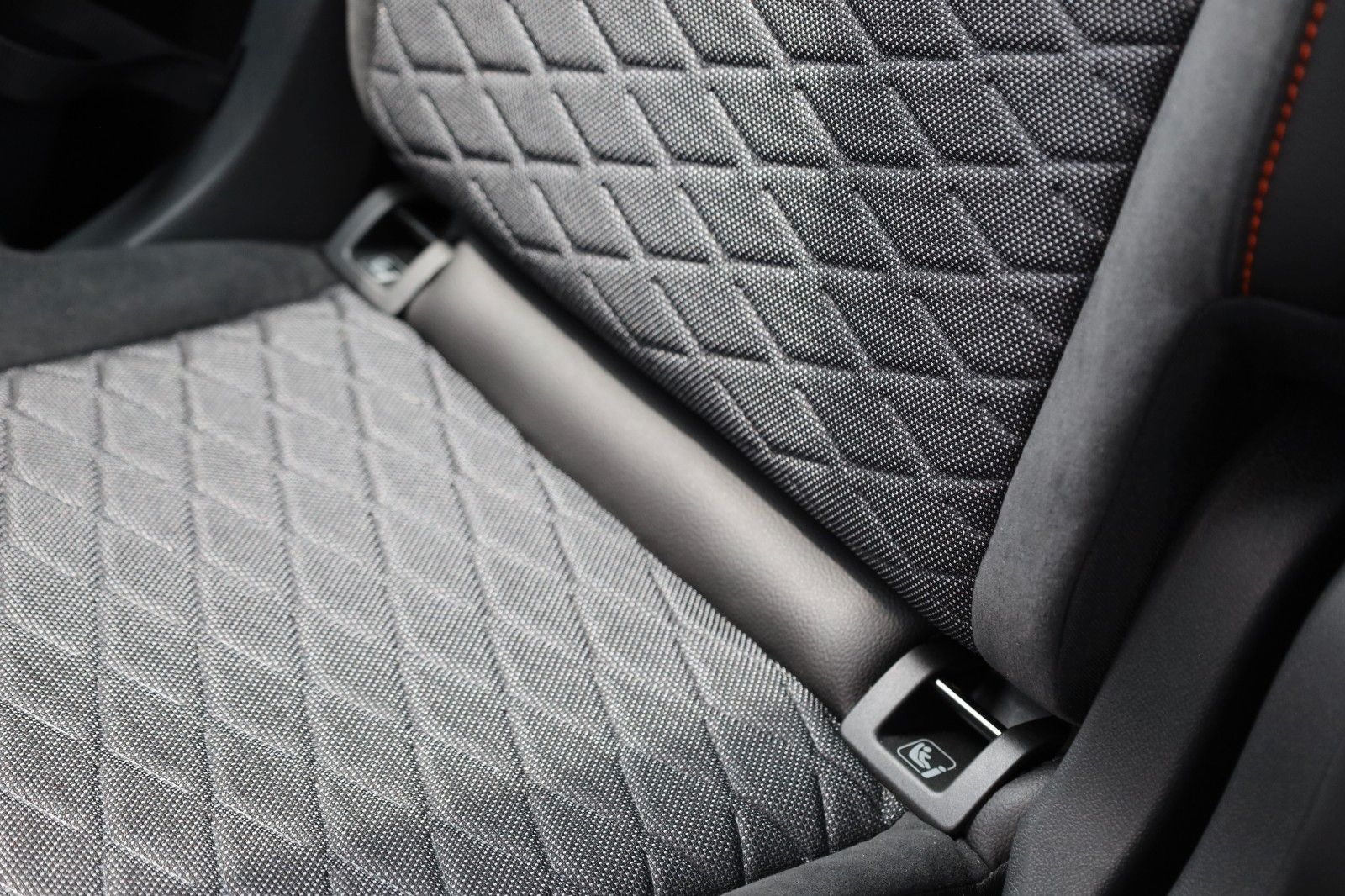 Seat Tarraco 1.4 e-HYBRID FR - Samsaru's Car Outlet