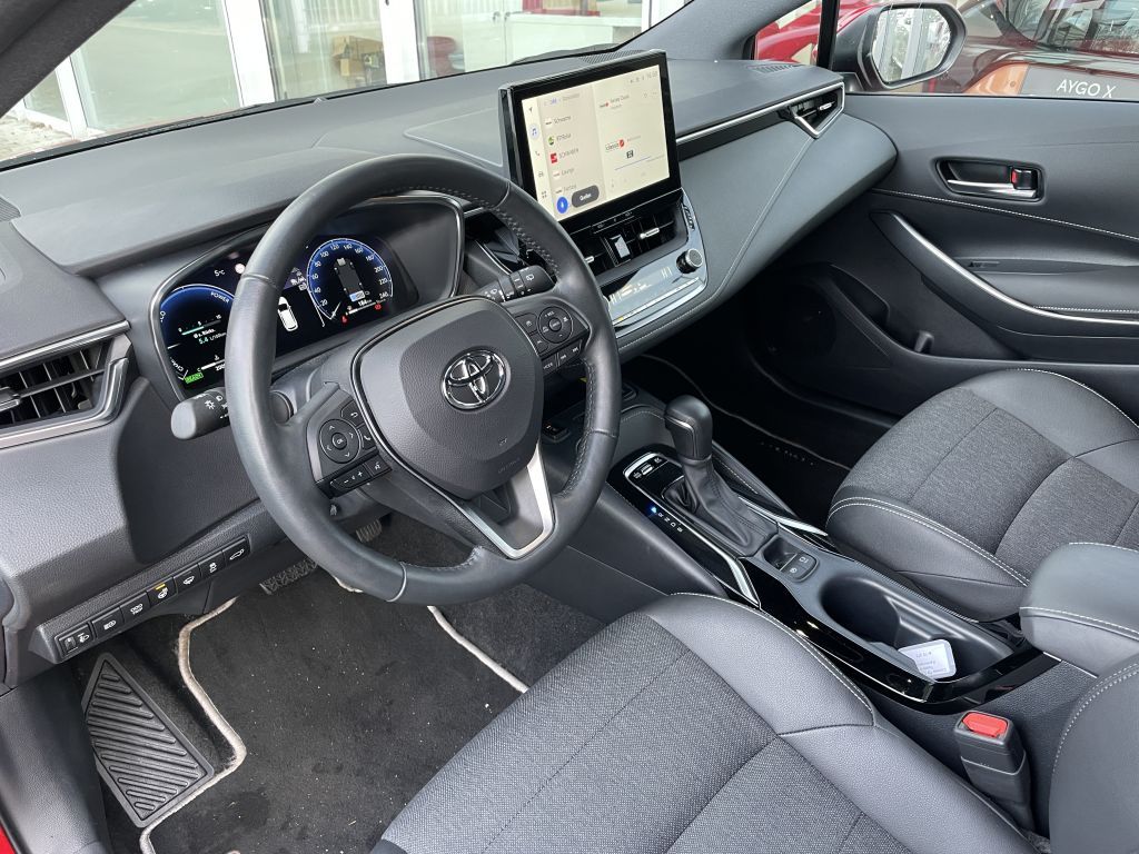 Toyota Corolla 1.8 Hybrid Touring Sports Team Deutschl