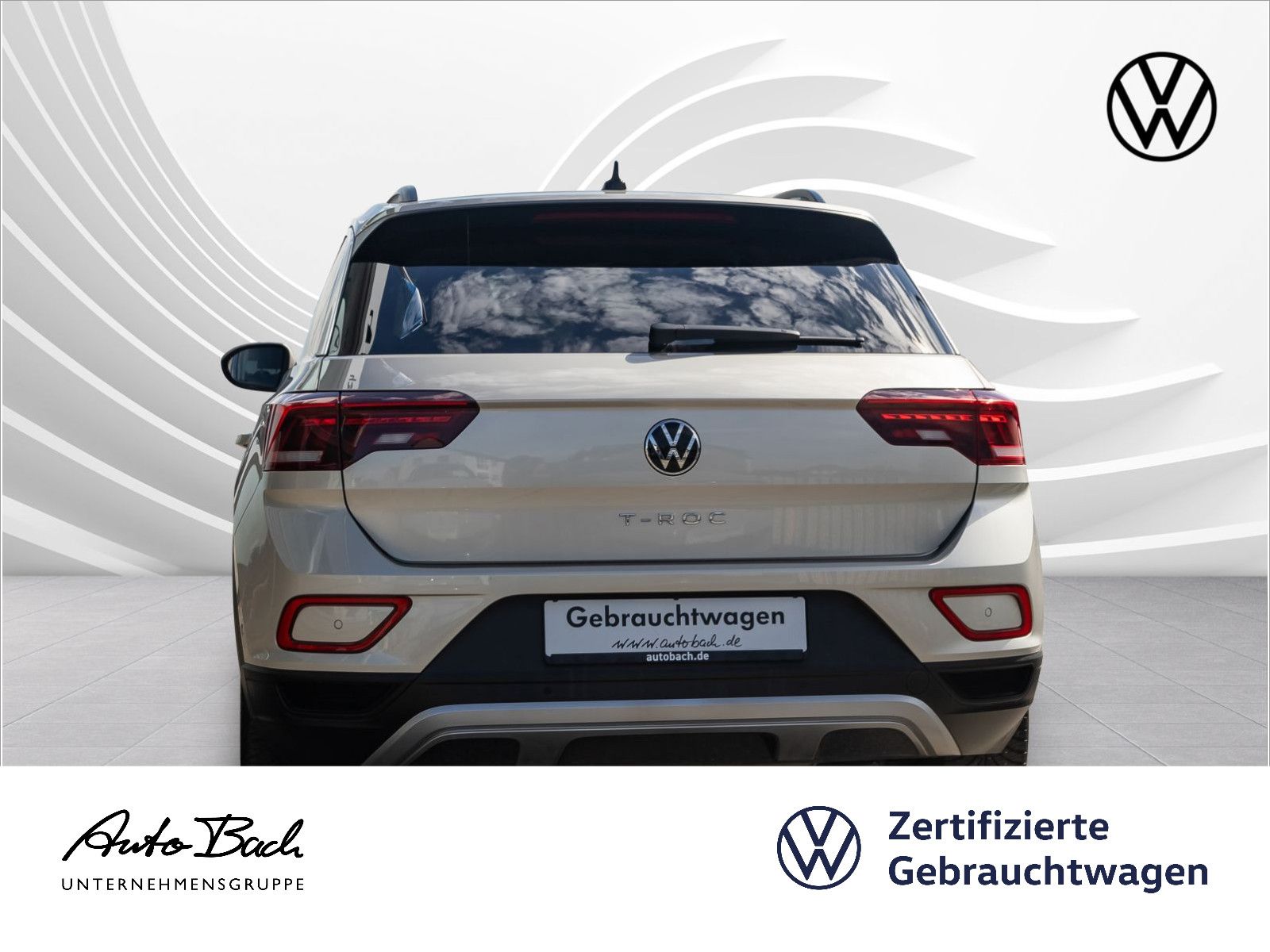 Volkswagen T-Roc 1.5 TSI MOVE DSG - Samsaru's Car Outlet