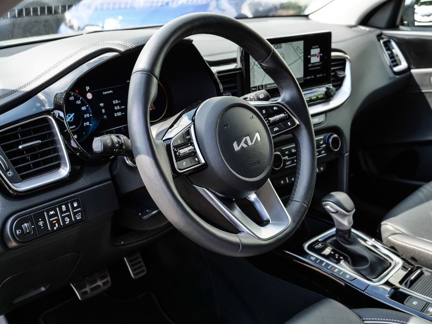 Kia Ceed SW Plug-in Hybrid Platinum - Samsaru's Car Outlet