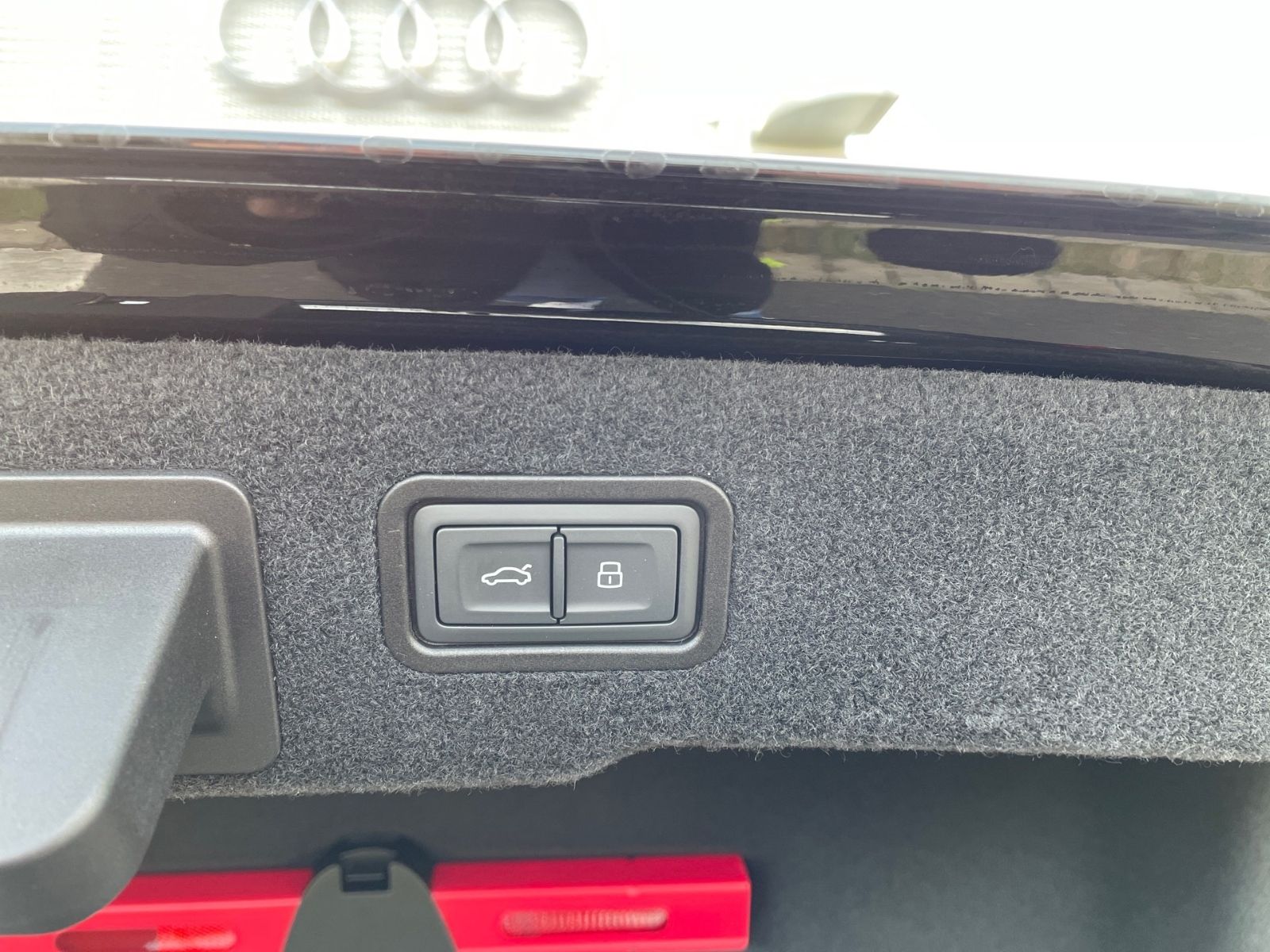 Audi A8 50 TDI - Samsaru's Car Outlet
