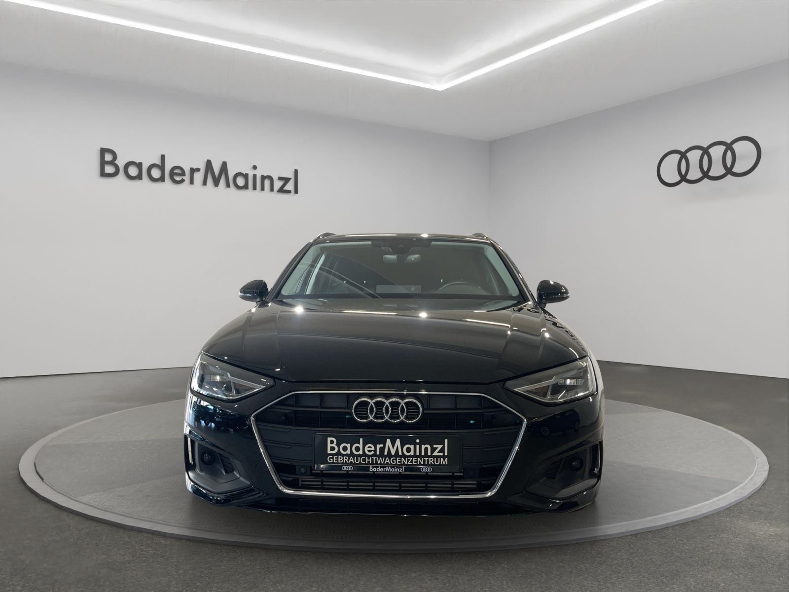 Audi A4 Avant 35 TFSI - Samsaru's Car Outlet