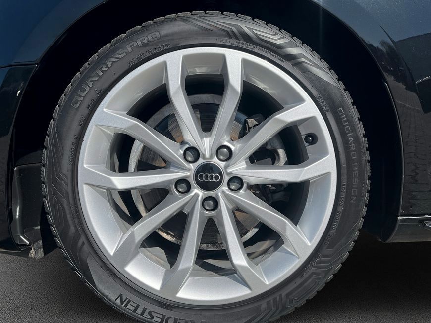 Audi A4 Avant 35 TFSI S tronic S line - Samsaru's Car Outlet