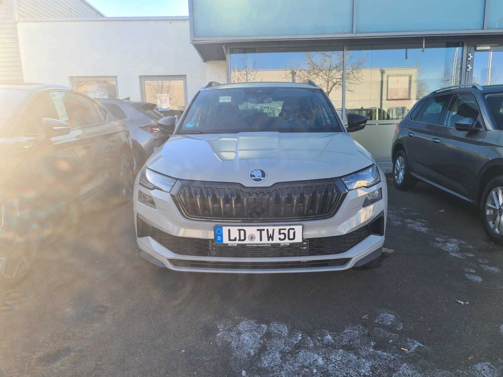 Skoda Karoq Sportline 1.5 TSI DSG Lounge AHK Matrix
