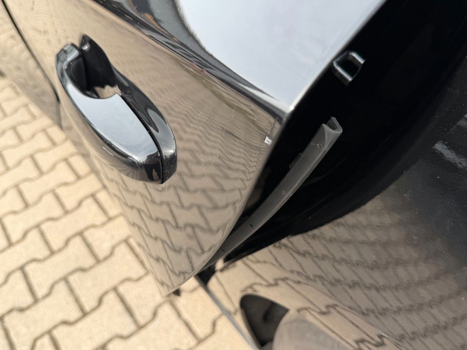 Ford Focus Turnier Cool & Connect*Autom*LED*AHK*Face