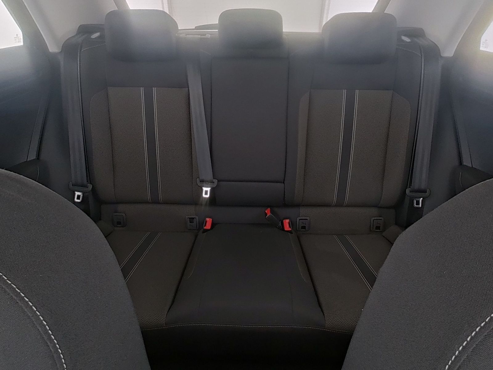 Volkswagen T-Roc Style - Samsaru's Car Outlet