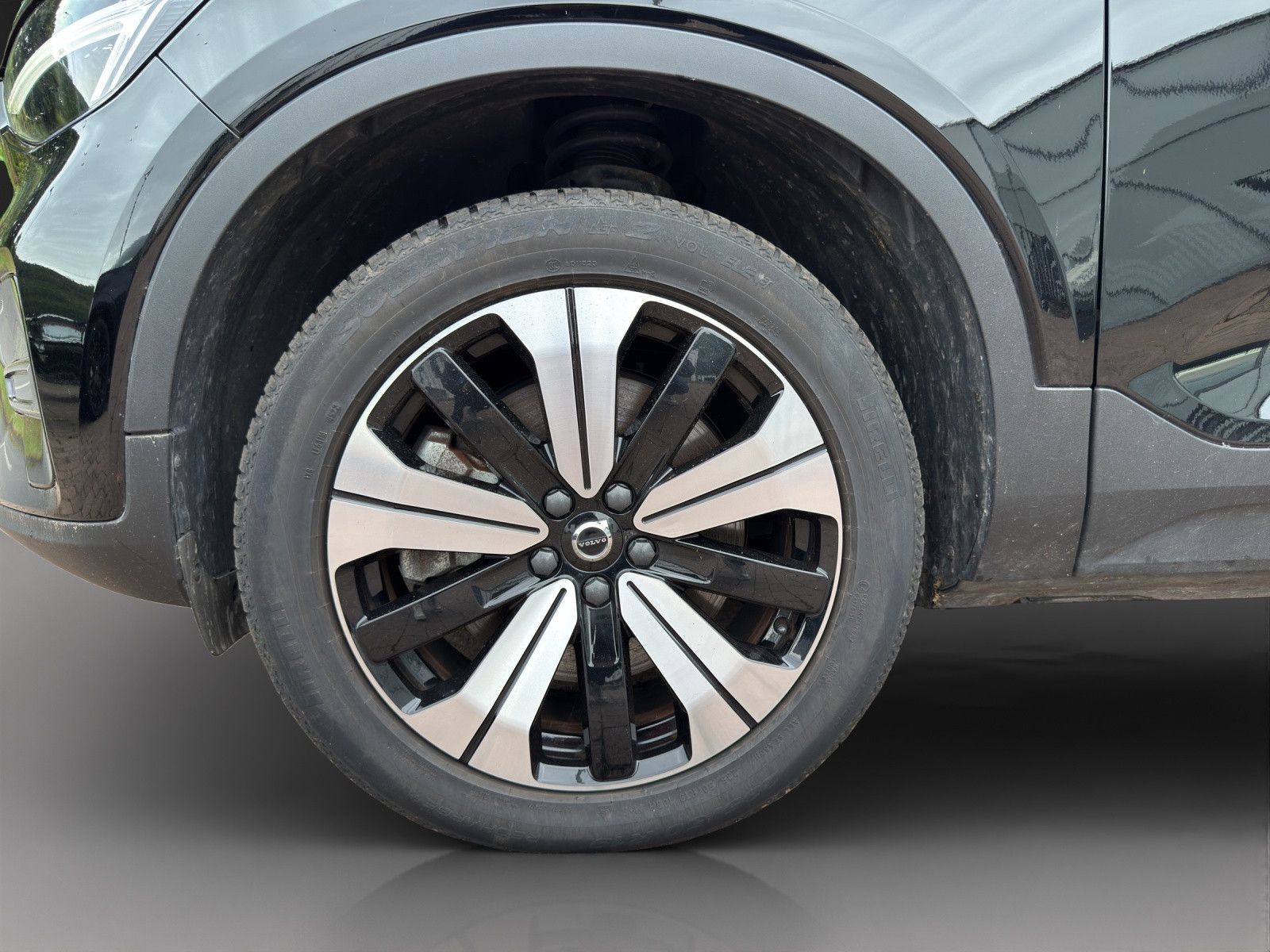 Volvo XC40 Plus Recharge Pure Electric 2WD