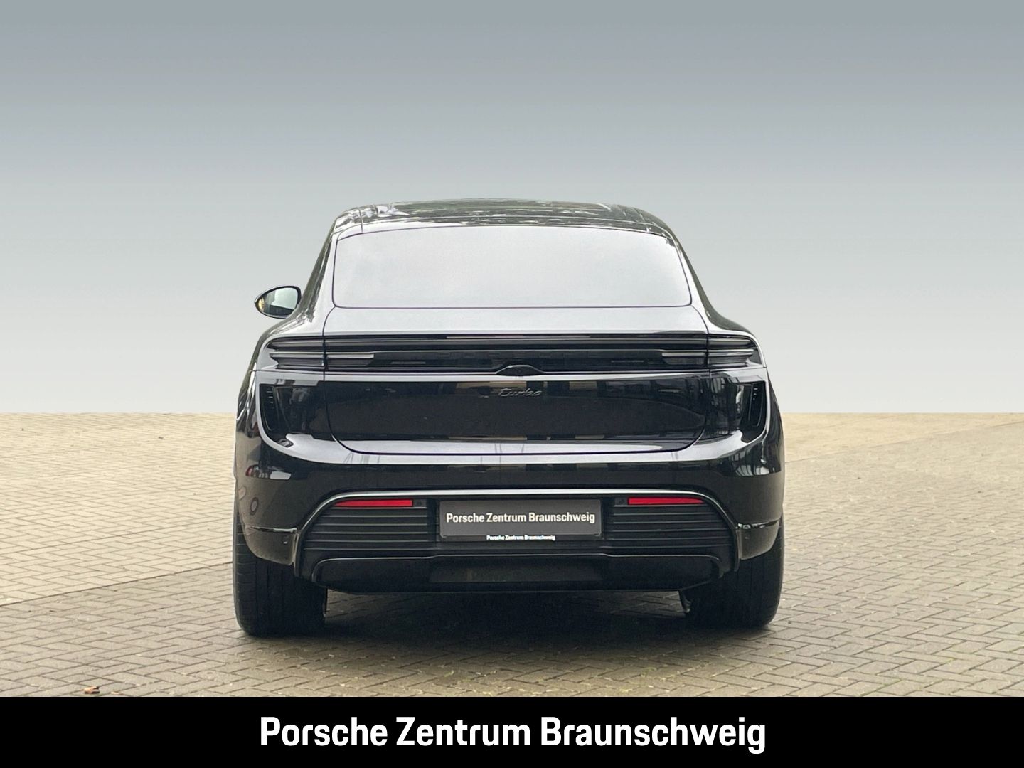 Porsche Macan Turbo BOSE Luftfederung Panoramadach LED